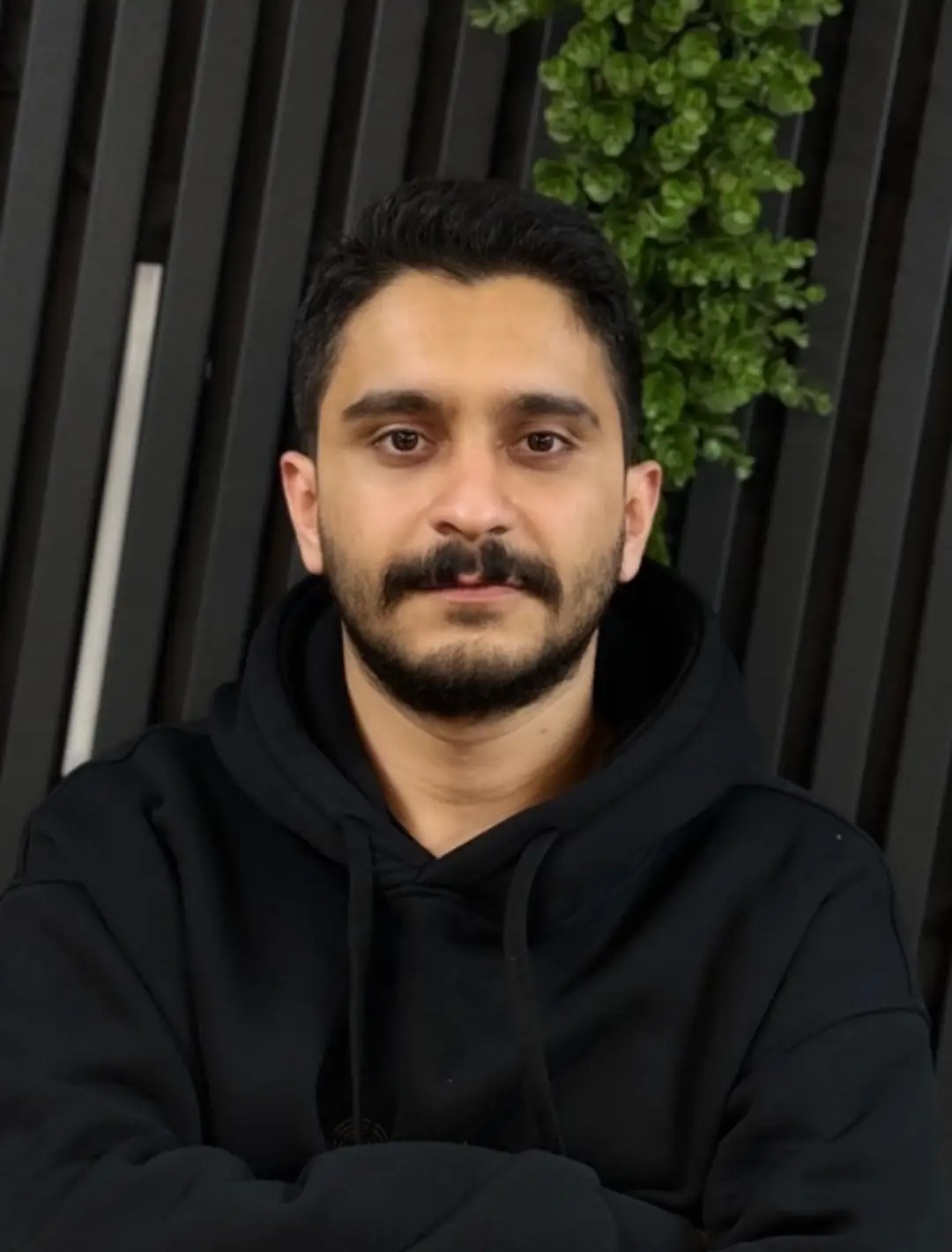 گُلد فیس — لوگو فروشگاه